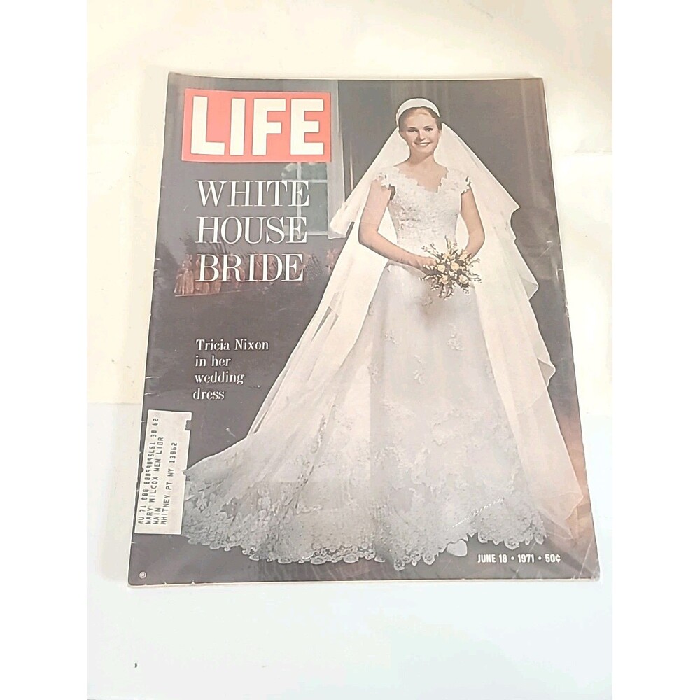 Vintage Life Magazine June 18 1971  Tricia Nixon Bride  W/Protective Sleeve